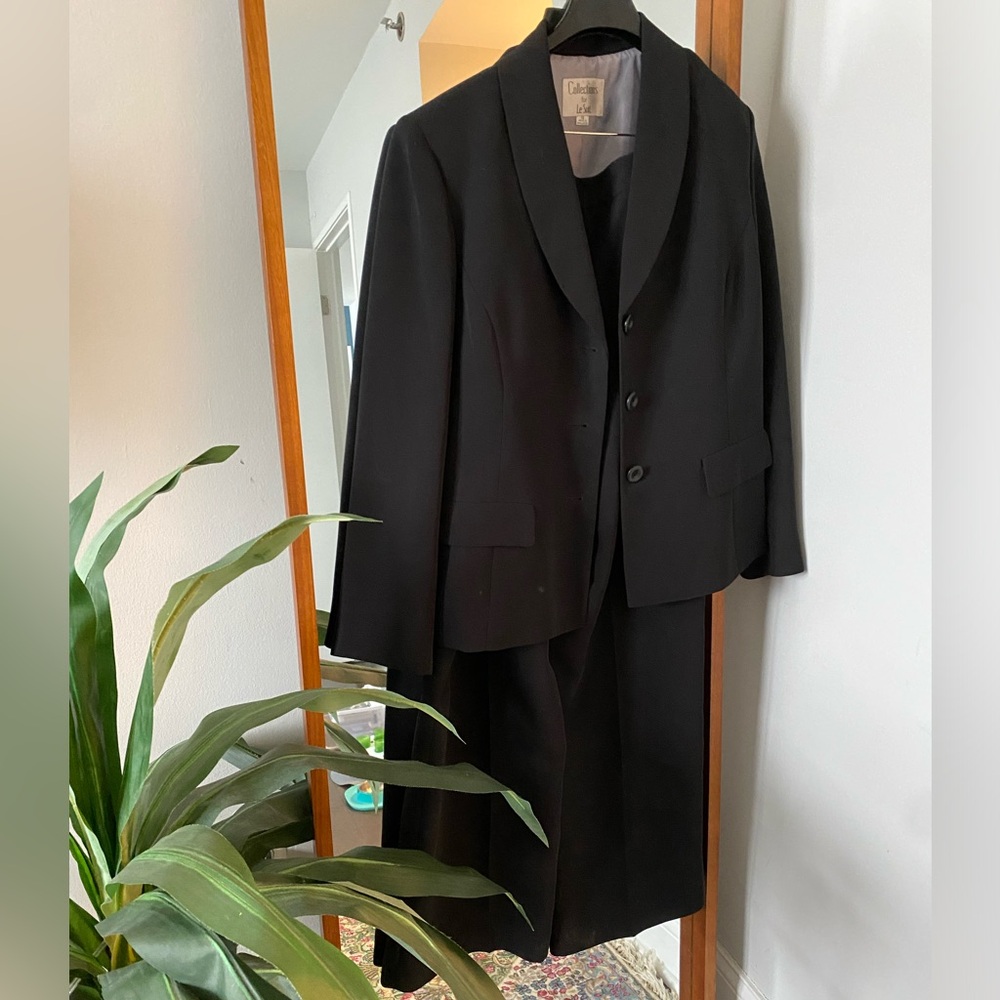 Woman’s Black Suit Size 18